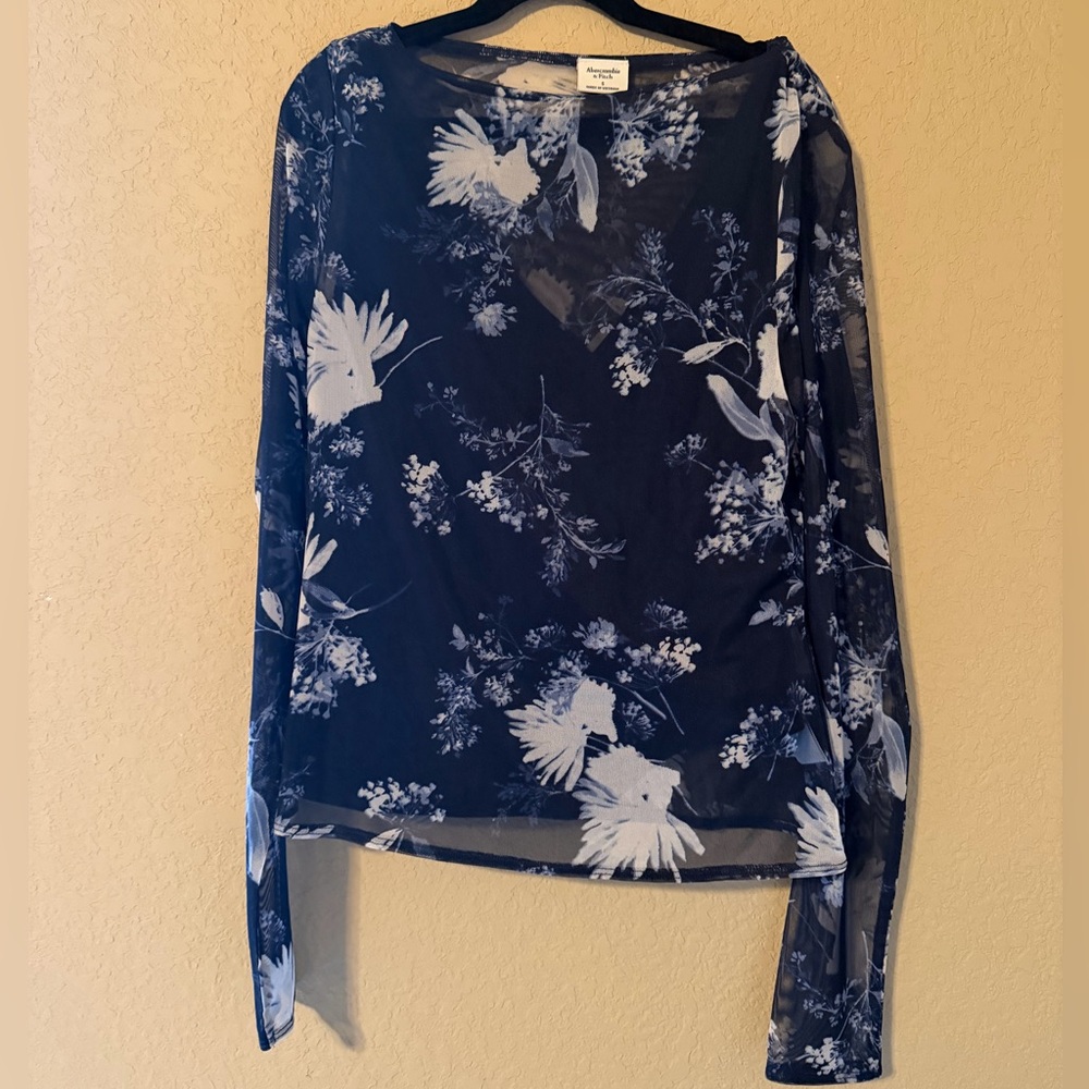 Abercrombie & Fitch Mesh Floral Long Sleeve | Small
